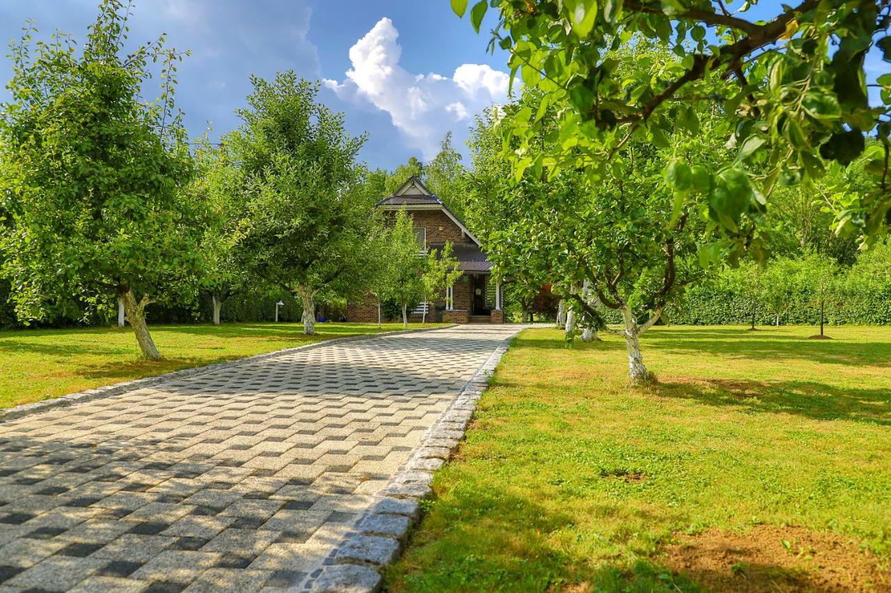 Holiday Home Villa Sara Bihać エクステリア 写真